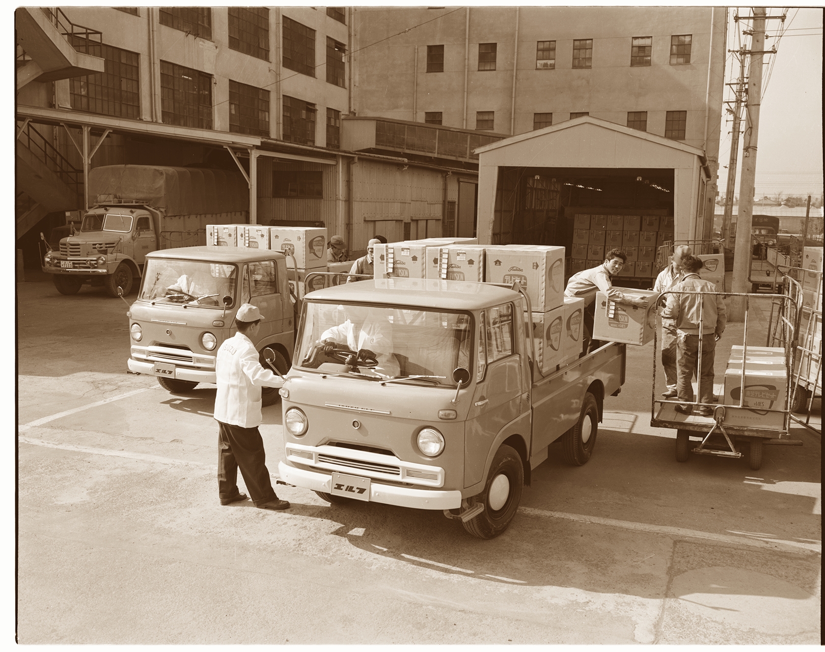 Isuzu ELF 60th Anniversary Commemorative Exhibition